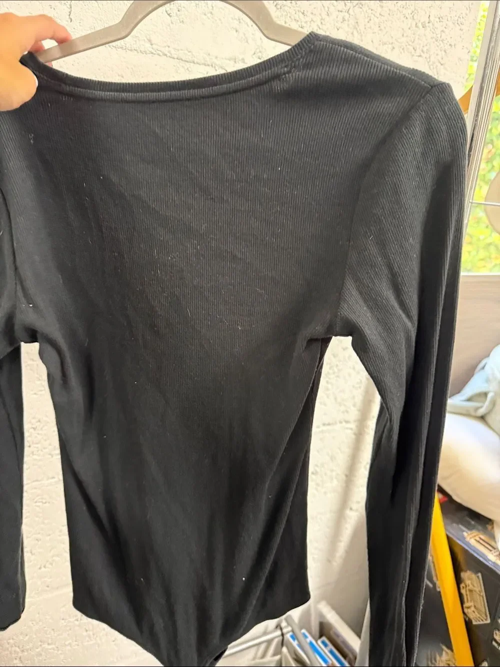 Abercrombie & Fitch Black Long-Sleeve Ribbed Crewneck Bodysuit Size Medium